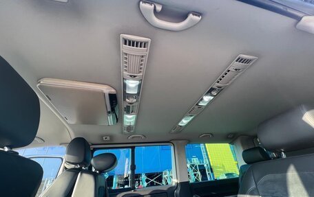 Volkswagen Multivan T6 рестайлинг, 2015 год, 3 600 000 рублей, 11 фотография