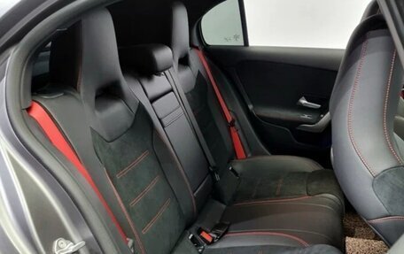 Mercedes-Benz A-Класс AMG, 2021 год, 4 050 000 рублей, 13 фотография