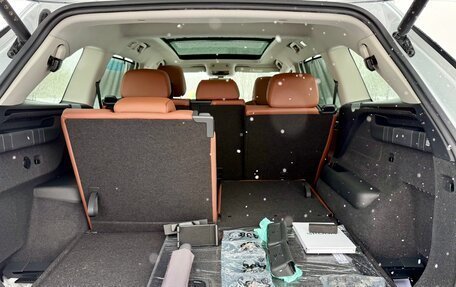 Skoda Kodiaq, 2025 год, 5 700 000 рублей, 18 фотография