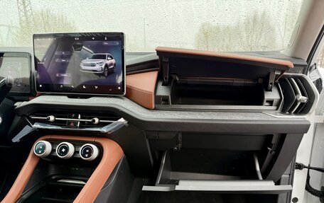 Skoda Kodiaq, 2025 год, 5 700 000 рублей, 24 фотография