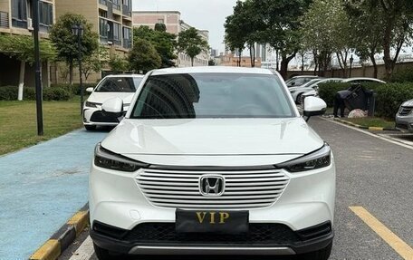 Honda Vezel, 2021 год, 1 380 400 рублей, 2 фотография