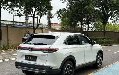 Honda Vezel, 2021 год, 1 380 400 рублей, 4 фотография