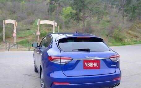 Maserati Levante I, 2022 год, 6 340 000 рублей, 8 фотография
