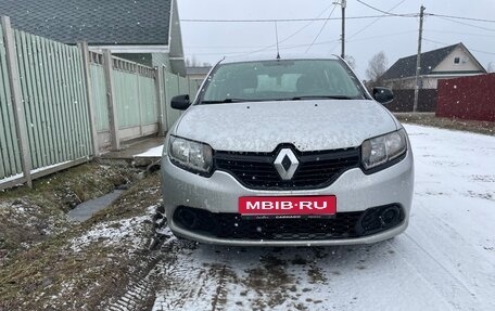 Renault Sandero II рестайлинг, 2014 год, 520 000 рублей, 1 фотография