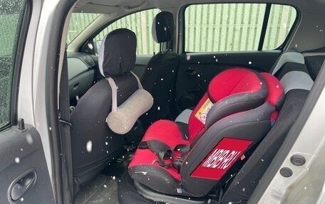 Renault Sandero II рестайлинг, 2014 год, 520 000 рублей, 7 фотография