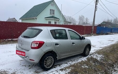Renault Sandero II рестайлинг, 2014 год, 520 000 рублей, 4 фотография