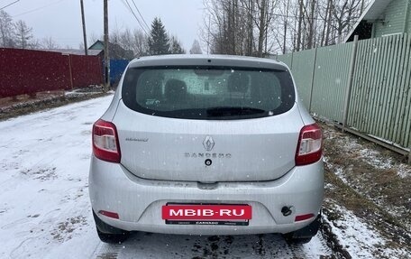 Renault Sandero II рестайлинг, 2014 год, 520 000 рублей, 2 фотография