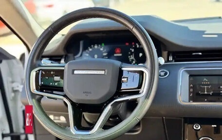 Land Rover Range Rover Evoque II, 2022 год, 3 374 000 рублей, 10 фотография