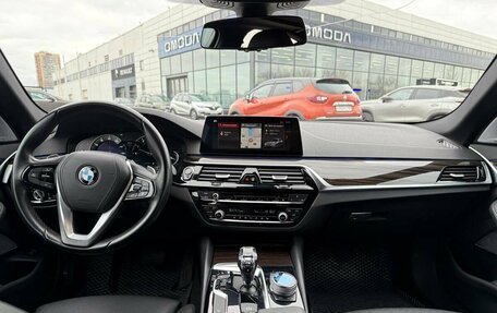 BMW 5 серия, 2019 год, 3 800 000 рублей, 14 фотография