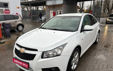 Chevrolet Cruze II, 2011 год, 670 000 рублей, 1 фотография