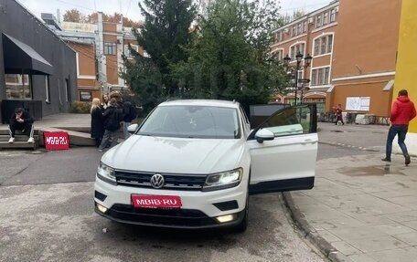 Volkswagen Tiguan II, 2019 год, 2 150 000 рублей, 1 фотография