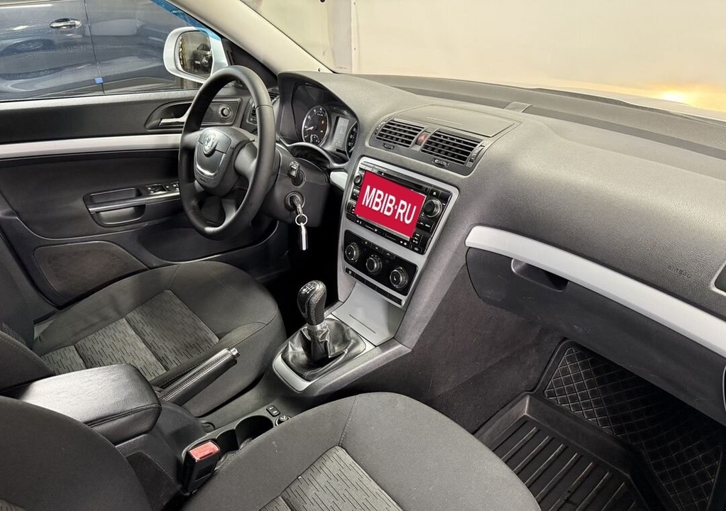 Skoda Octavia, 2011 год, 790 000 рублей, 23 фотография