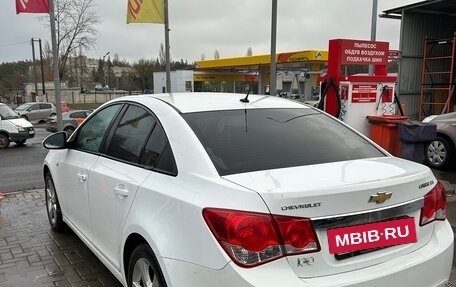 Chevrolet Cruze II, 2011 год, 670 000 рублей, 5 фотография
