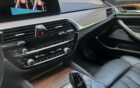 BMW 5 серия, 2017 год, 4 350 000 рублей, 19 фотография