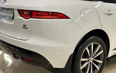 Jaguar F-Pace, 2017 год, 3 599 000 рублей, 13 фотография