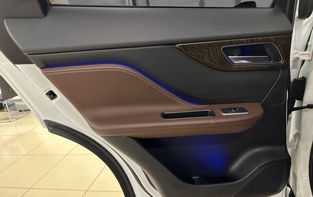 Jaguar F-Pace, 2017 год, 3 599 000 рублей, 26 фотография