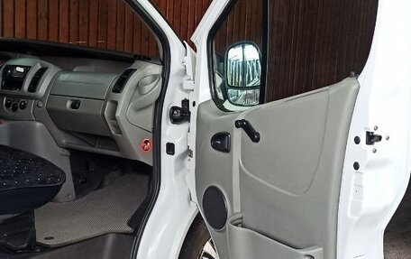 Opel Vivaro A рестайлинг, 2006 год, 1 390 000 рублей, 5 фотография