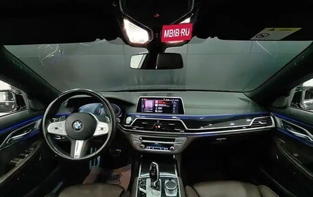 BMW 7 серия, 2021 год, 5 600 000 рублей, 16 фотография