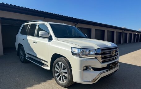 Toyota Land Cruiser 200, 2016 год, 5 100 000 рублей, 2 фотография