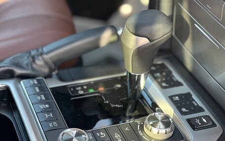 Toyota Land Cruiser 200, 2016 год, 5 100 000 рублей, 12 фотография