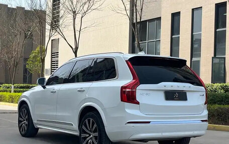Volvo XC90 II рестайлинг, 2022 год, 4 250 000 рублей, 5 фотография