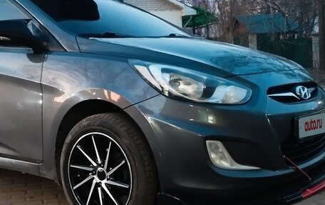Hyundai Solaris II рестайлинг, 2013 год, 1 450 000 рублей, 3 фотография