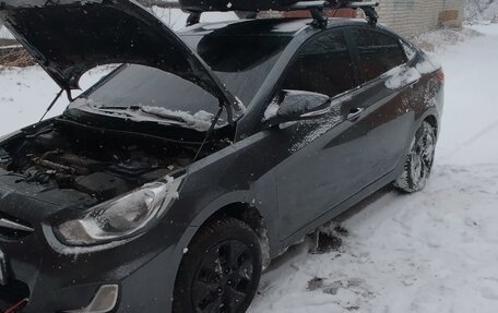 Hyundai Solaris II рестайлинг, 2013 год, 1 450 000 рублей, 5 фотография