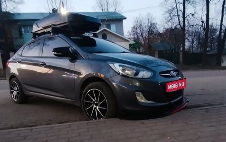 Hyundai Solaris II рестайлинг, 2013 год, 1 450 000 рублей, 7 фотография