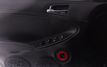 Hyundai Solaris II рестайлинг, 2013 год, 1 450 000 рублей, 18 фотография