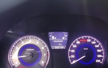 Hyundai Solaris II рестайлинг, 2013 год, 1 450 000 рублей, 23 фотография