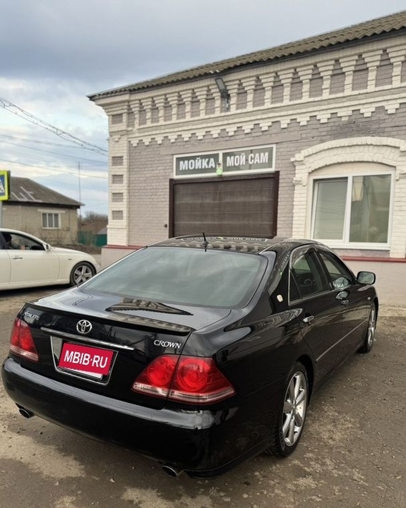 Toyota Crown S180, 2005 год, 750 000 рублей, 4 фотография