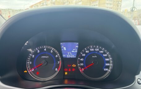 Hyundai Solaris II рестайлинг, 2012 год, 797 000 рублей, 32 фотография