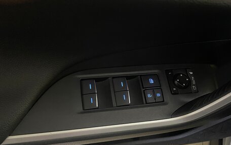 Toyota RAV4, 2019 год, 2 900 000 рублей, 7 фотография