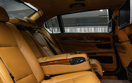 BMW 7 серия, 2014 год, 2 199 000 рублей, 11 фотография