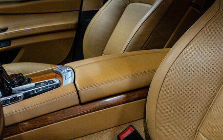 BMW 7 серия, 2014 год, 2 199 000 рублей, 24 фотография