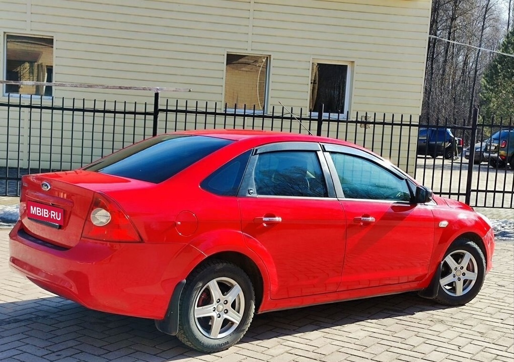 Ford Focus II рестайлинг, 2011 год, 595 000 рублей, 37 фотография