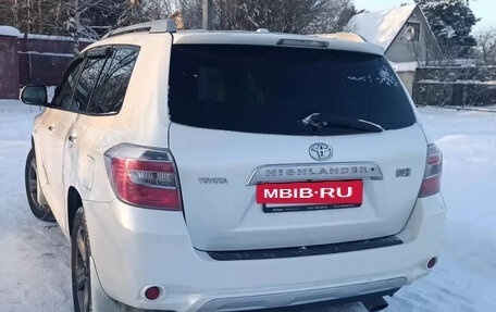 Toyota Highlander III, 2008 год, 1 720 000 рублей, 2 фотография