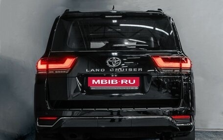 Toyota Land Cruiser, 2024 год, 14 755 000 рублей, 4 фотография