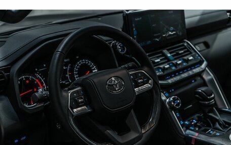 Toyota Land Cruiser, 2024 год, 14 755 000 рублей, 22 фотография
