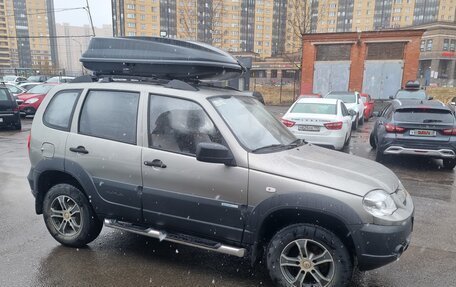 Chevrolet Niva I рестайлинг, 2012 год, 899 000 рублей, 3 фотография