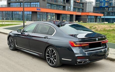 BMW 7 серия, 2015 год, 3 250 000 рублей, 3 фотография