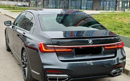 BMW 7 серия, 2015 год, 3 250 000 рублей, 6 фотография