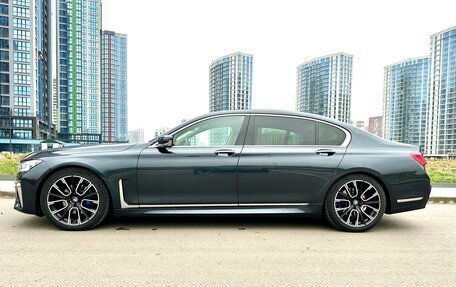 BMW 7 серия, 2015 год, 3 250 000 рублей, 22 фотография