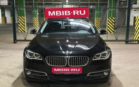BMW 5 серия, 2015 год, 2 950 000 рублей, 2 фотография