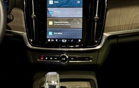 Volvo V90 Cross Country I рестайлинг, 2023 год, 9 275 000 рублей, 12 фотография