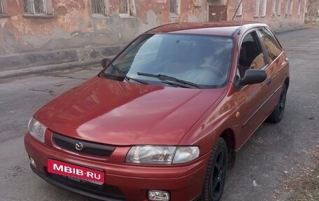 Mazda 323, 1998 год, 250 000 рублей, 1 фотография