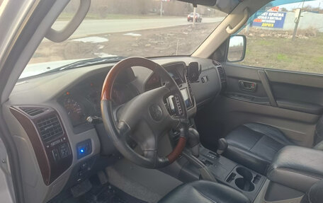 Mitsubishi Montero III, 2002 год, 790 000 рублей, 3 фотография