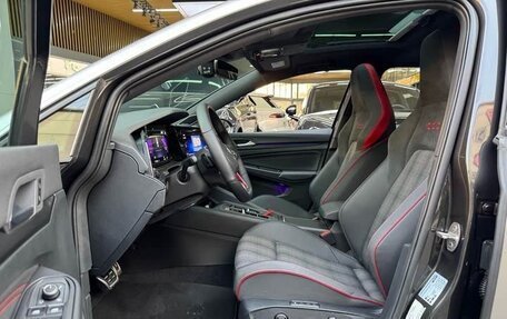 Volkswagen Golf GTI, 2021 год, 2 700 000 рублей, 7 фотография