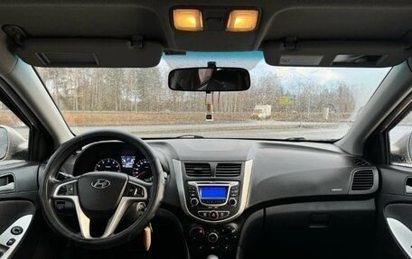 Hyundai Solaris II рестайлинг, 2011 год, 870 000 рублей, 6 фотография