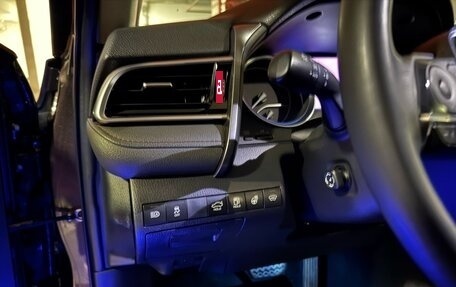 Toyota Camry, 2019 год, 2 700 000 рублей, 7 фотография